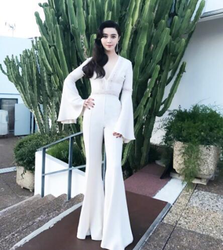 范冰冰不减肥却瘦了15斤，羞笑说都和李晨有关