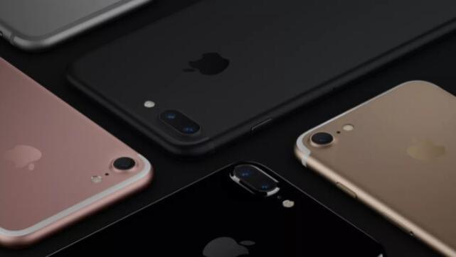 富士康员工泄露苹果大量秘密：新款iPhone生产被推迟