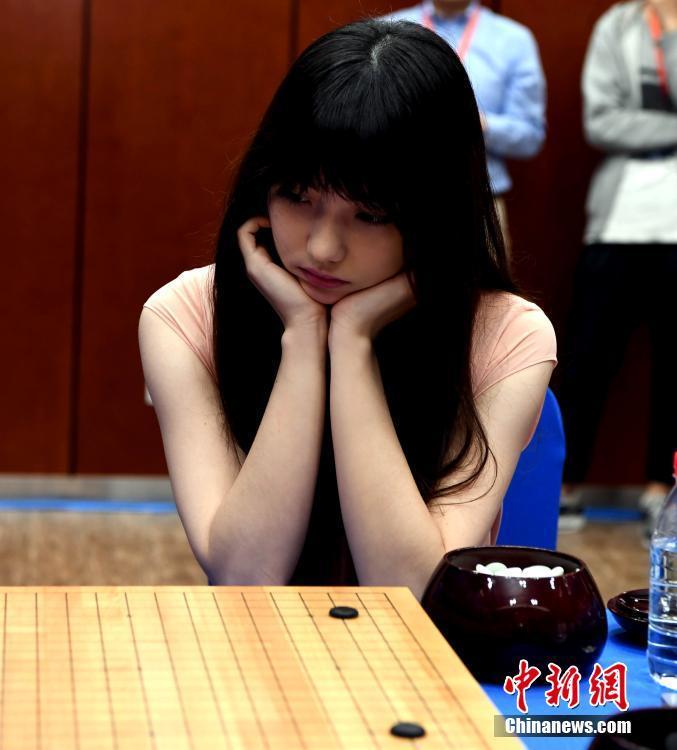 围棋人机团体配对赛 “围棋界第一美女”参赛(图)