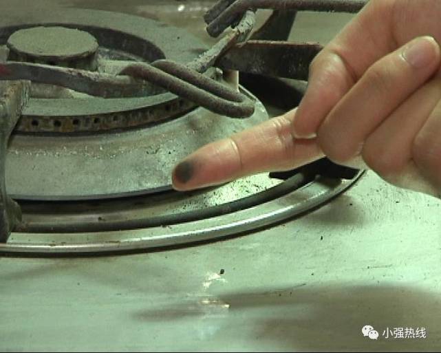 佛山一舊屋空置三年 水費(fèi)卻月月繳