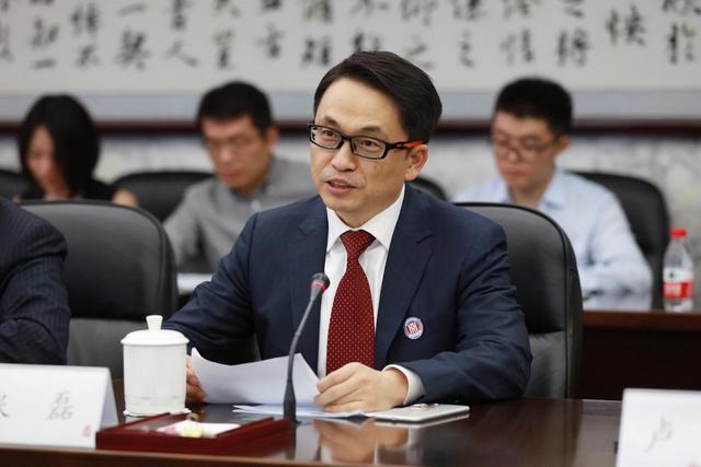 回馈母校:高瓴资本张磊向中国人民大学捐赠3亿