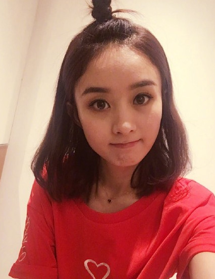 赵丽颖发自拍还带表情 吴亦凡留言亮了 - 安一安一 - xzh19661966 的博客 赵丽颖发自拍还带表情 吴亦凡留言亮了 - 安一安一 - xzh19661966 的博客