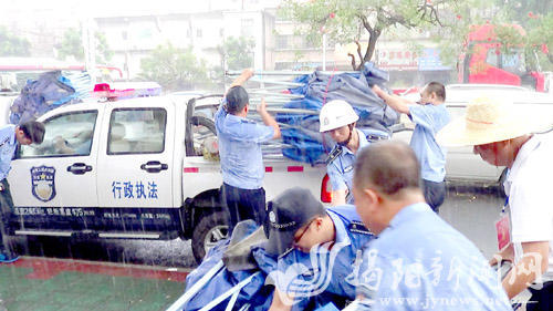 榕城区进一步落实城市管理行政执法长效机制_