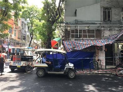 广州早报!男子触电跌落 不幸身亡