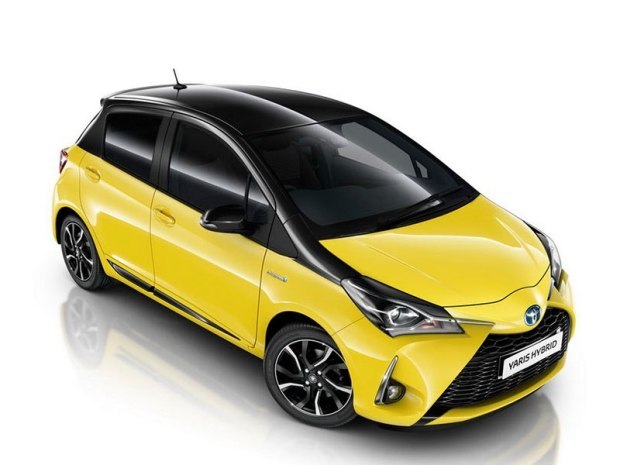 () YARiS() 2017 Hybrid Yellow Edition