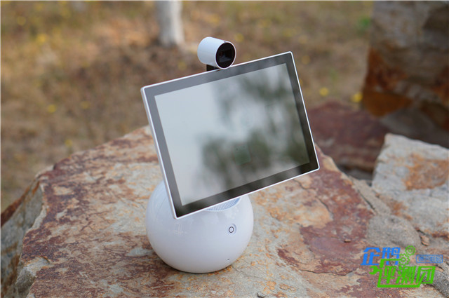 公务员评小鱼易连会议系统 高效低成本的视频