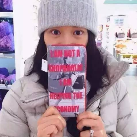 甩了相爱8年的黄宗泽，嫁给大叔环游世界，不漂亮的胡杏儿活出了最美人生！(图32)