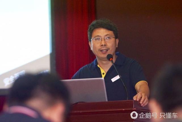 熊东博士介绍产品技术特点
