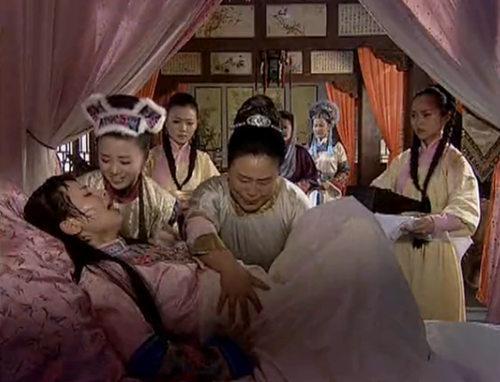 每次看古装片都会疑惑,古代女人生孩子为什么