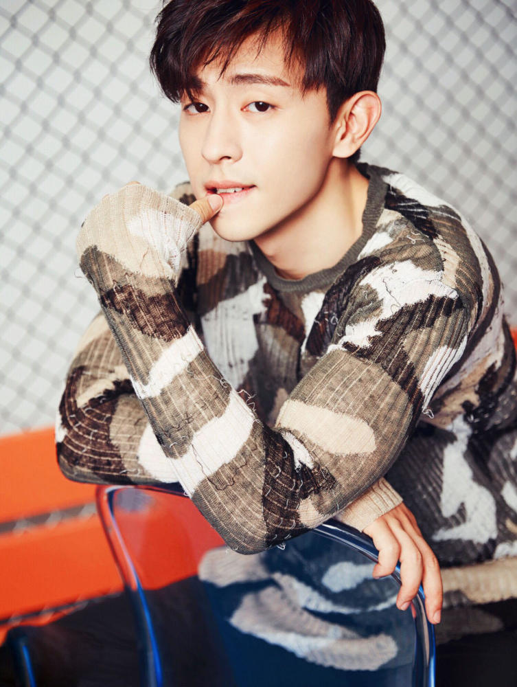 邓伦凭什么能在金鹰节嘉宾海报中和胡歌并列?