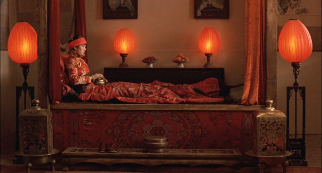 《大红灯笼高高挂》:活着,却不是人的样子