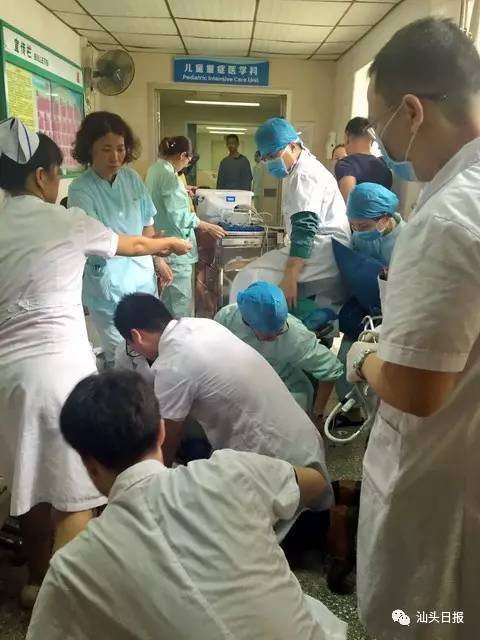 汕头一病人家属心跳骤停 医护人员及时抢救