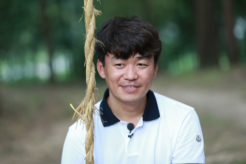 和杨幂同游日本,叫嚣各路艺人,被吐槽做作的他