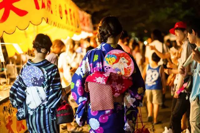 今夏东京初场花火大会 穿上浴衣邂逅东瀛浪漫