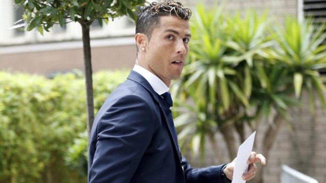 CR7��һ�ж�������C�� ��ý��������15����