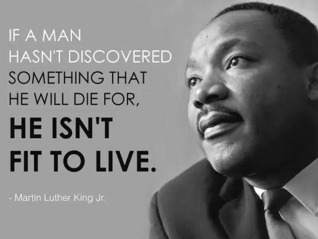 《战狼2》：我要用这10句英文向你致敬！