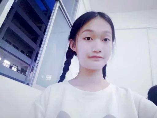 广西16岁少女暑假赴广州打工失联  区诗婷资料照片