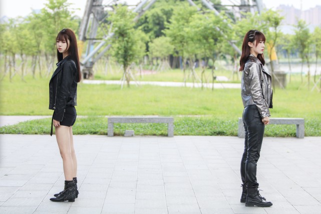 GNZ48原创公演《双面偶像》上演 花季少女光