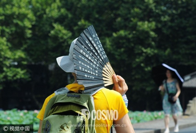 明明轻松40度 这些“火炉”却挤满赴汤蹈火的旅行者