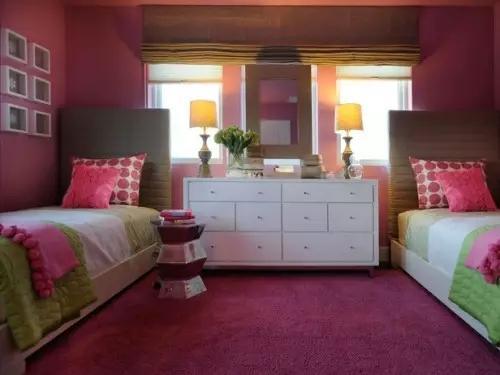 双胞胎姐妹花的甜蜜卧室设计