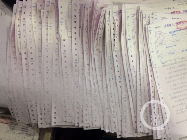 买辆二手货车有48条违章 男子要缴纳近两万元