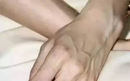 640