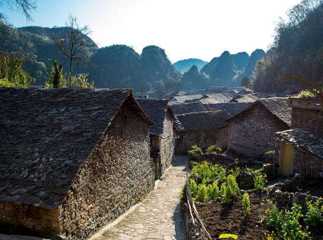 贵州山咔咔里藏着个绝美古村寨,人少景美!去了就想永远留下来