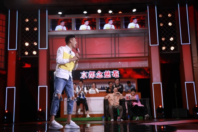 天佑被怼欲打人 上《脱口秀大会》与大张伟拼学历