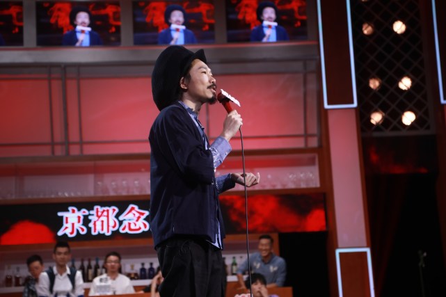 天佑被怼欲打人 上《脱口秀大会》与大张伟拼学历