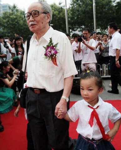 著名表演艺术家、葛优父亲葛存壮去世 享年87岁