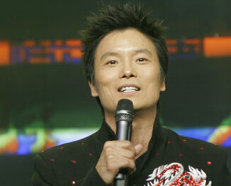 湖南笑星李清德被警方带走 涉嫌经营涉黄