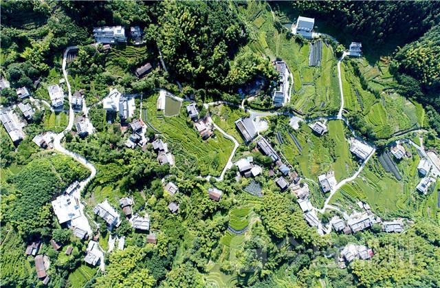 镇康县有多少人口_云南两地发生山体滑坡,致2人死亡8人失联(3)