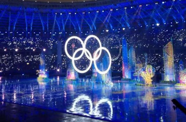 天津全运会开幕 孙杨任旗手津娃点圣火