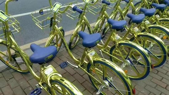 土豪金单车当初刷屏，现在多天用户反应押金易退