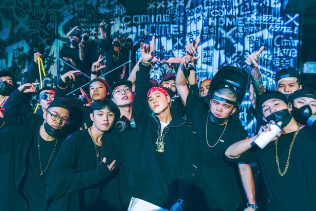 在中文嘻哈世界里,潘玮柏依然是王者之星!