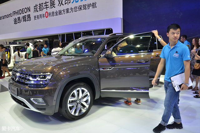 ռɱϮ ˭ǡ桱SUV