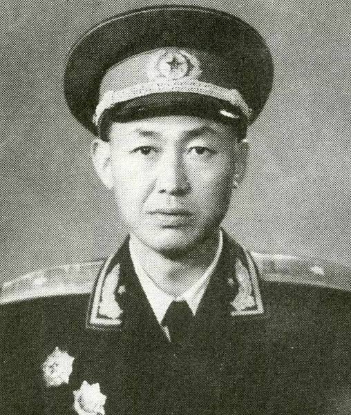 军区政治部主任,成都军区副政治委员等职,1955年9月被授予少将军衔