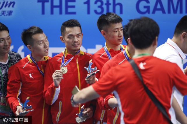 北京获首个全运会羽毛球冠军 乔斌成就林丹团