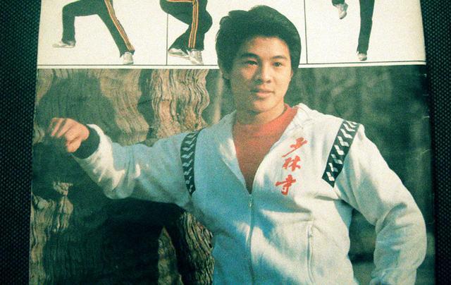 还有一位武术运动员受邀去美国表演,他就是后来的功夫明星李连杰