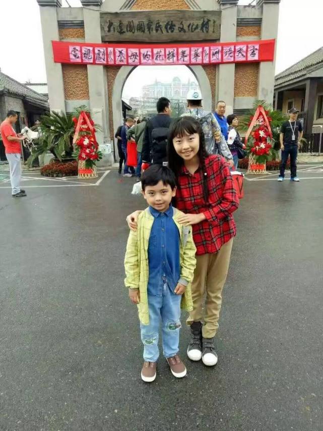 《养母的花样年华》-个子小小演技不得了