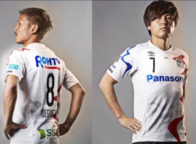 ����̽���˼ҵ�U23������һ��Բ�˹���һ������