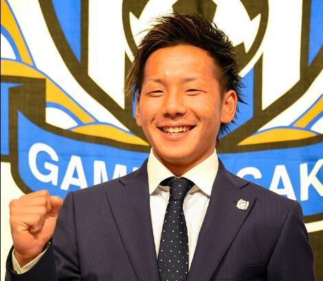 ����̽���˼ҵ�U23������һ��Բ�˹���һ������