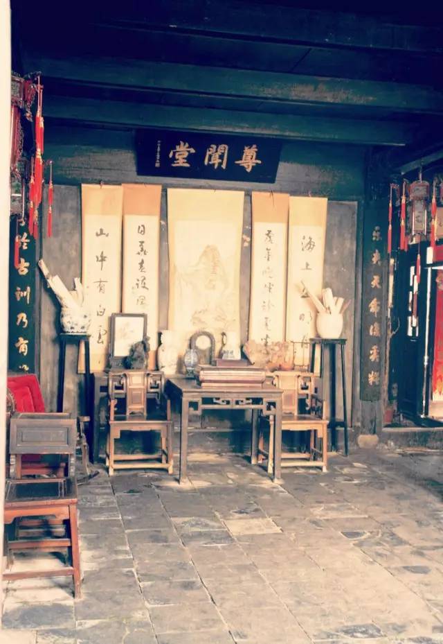 大户之家书香门第的厅堂格局