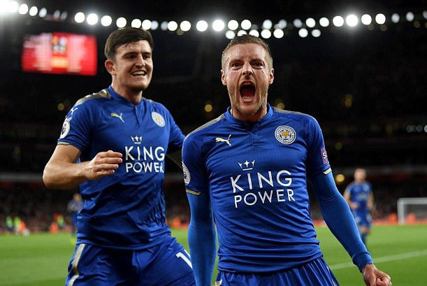 蓝狐最强锋霸连拒枪手蓝军:我想去外国联赛踢球