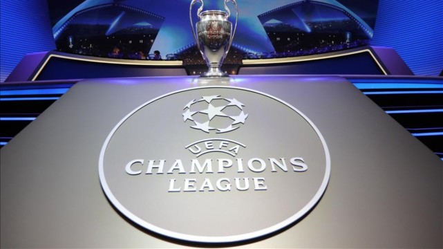 欧冠小组赛全纪录:C罗梅西大战进球数 狂人单