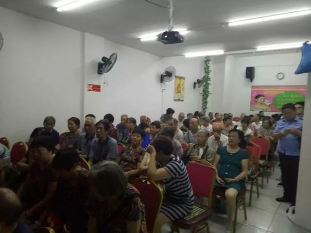 湘潭6旬夫妇花万余元购买保健品后对产品生