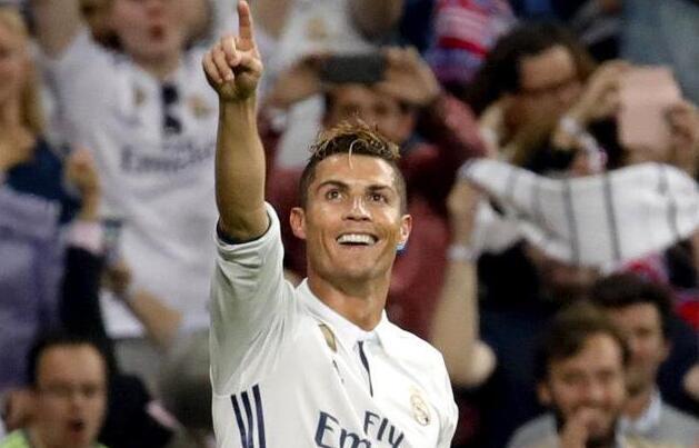 曝阿迪将与皇马续约 每年赞助1亿总额超15亿