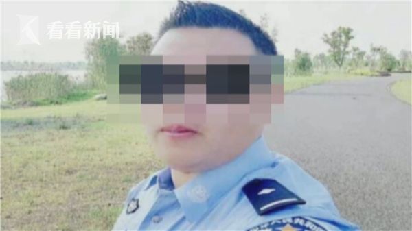 男子报名辅警因太胖被拒 假扮警察到网吧拷人
