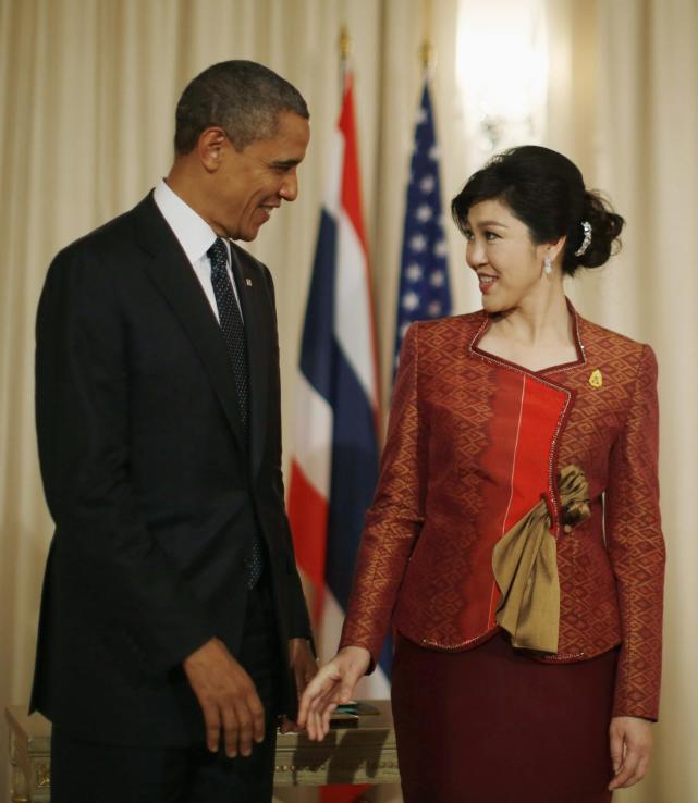 美国第一夫人也会吃醋,奥巴马对英拉眼神复杂,米歇尔