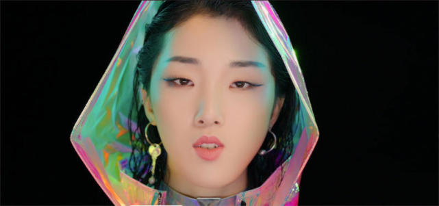 Yamy《Ay》MV首发 大胆演绎嘻哈范